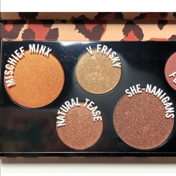 MAC Girls MISCHIEF MINX Eyeshadow Highlighter Palette *DISCONTINUED* - Picture 11 of 15